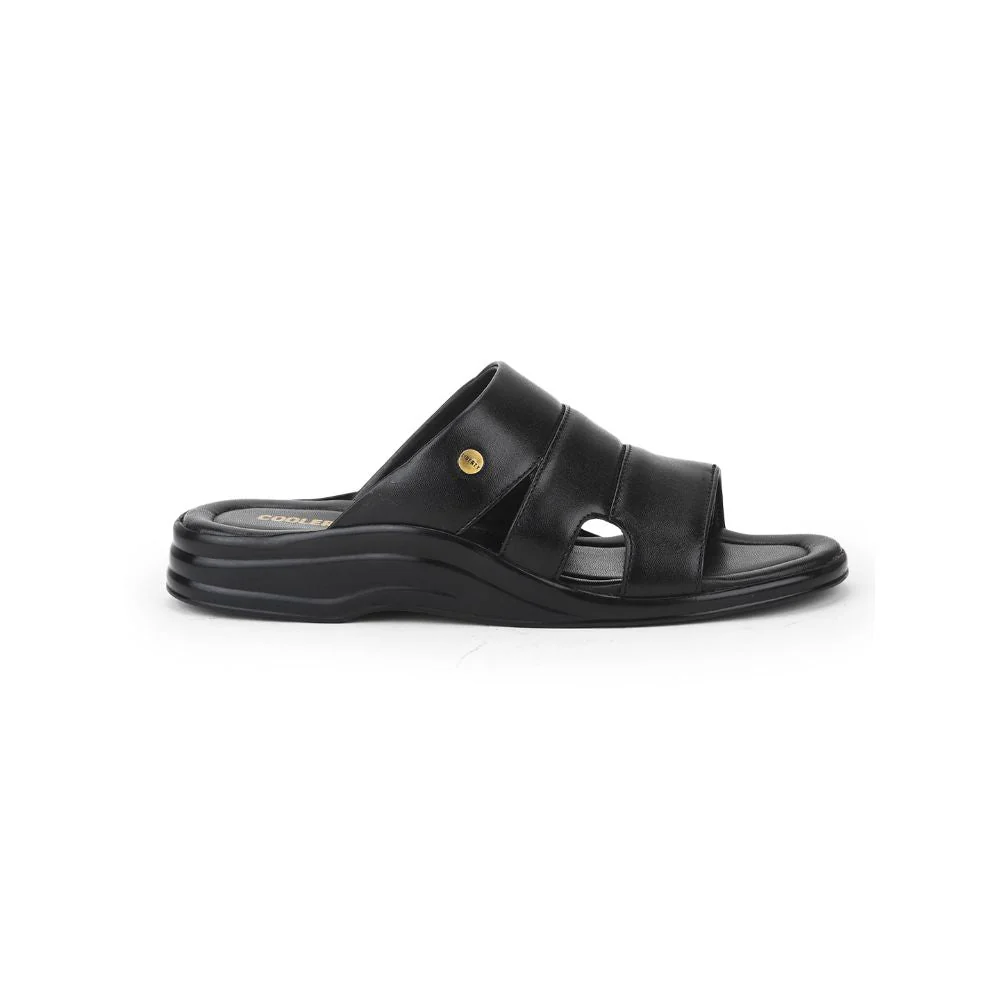 Coolers Casual Black Slippers For Men 7123-510 By Liberty - Image 2