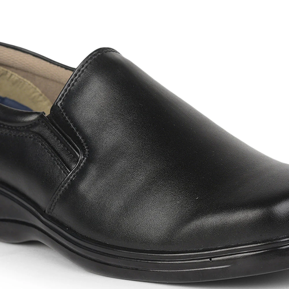 Gliders (Black) Formal Slip on Shoes For Men 2042-01 By Liberty - Image 4